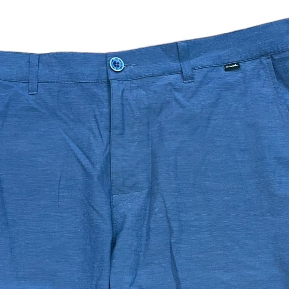 Men's Travis Mathew Golf Shorts Blue Size 38 - Picture 2 of 5